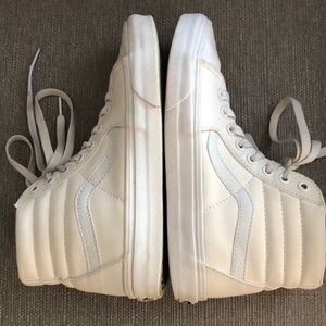 Vans Size 7.5 W/6.0 M